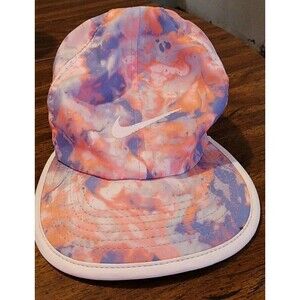 Nike Featherlight Dri Fit Girls Hat Size 4/6X Pink And Purple Strapback